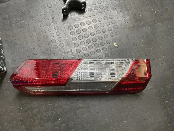 i (1) Задний левый фонарь для Ford Transit (2014–2024), артикул 1870426