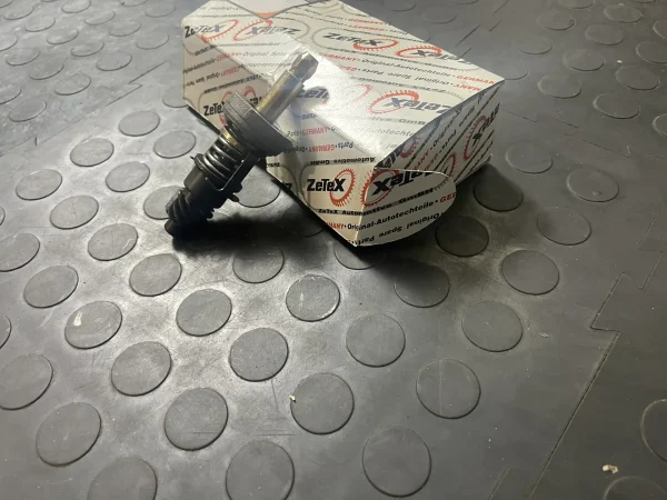 Регулировочное приспособление вала Z-Cam (левое) ZeTeX ZX13.0584 MOE 3090997 — для грузовиков Volvo