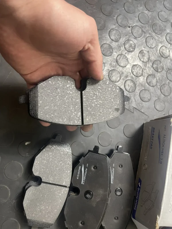 🔧 Тормозные колодки VAG 5WA698151P — надёжность и безопасность на дороге
