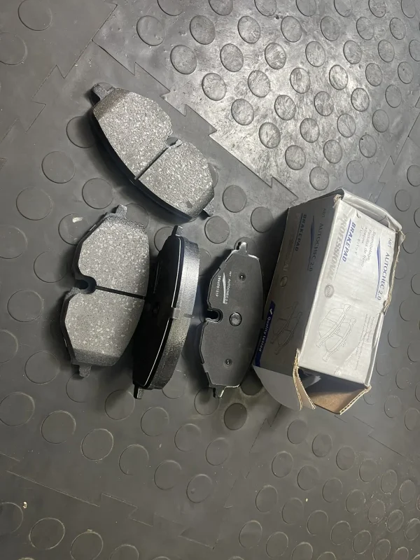 🔧 Тормозные колодки VAG 5WA698151P — надёжность и безопасность на дороге