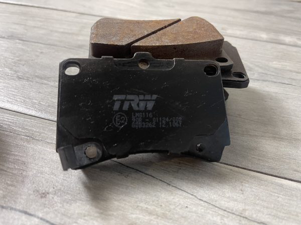 Тормозные колодки TRW GDB3262 — надёжность и безопасность Киа рио2000-2006года