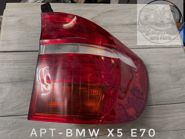 Задний правый фонарь BMW X5 E70 (2006–2013) — оригинал и аналоги, артикулы 7200818, 63217200818