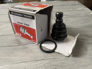 Шаровая опора CTR CBKK‑21 — оригинальная деталь подвески из Кореи для надёжной управляемости