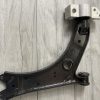 Запчасть для ходовой VW Golf 5: рычаг передней подвески (левый) — качество и совместимость