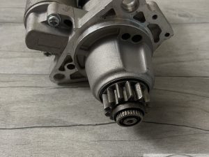 Стартер для машины Nissan , Teana, X‑Trail, Qashqai) ; Renault (Logan, Duster, Sandero Lada Vesta, XRay