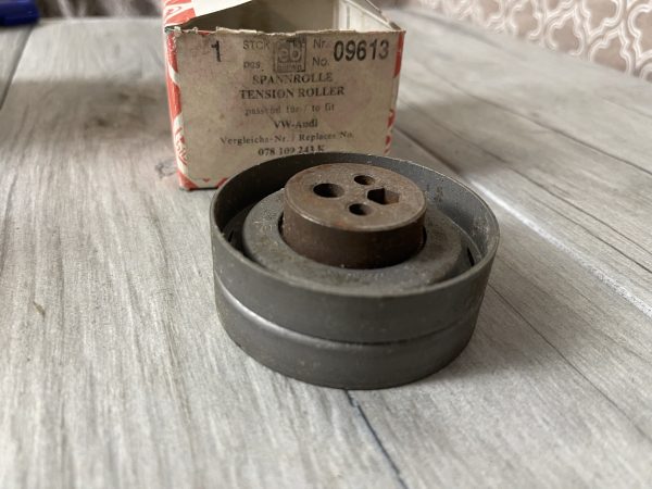 Натяжной ролик ремня ГРМ Febi Bilstein 09613 — точная замена 078 109 243 K для VW и Audi